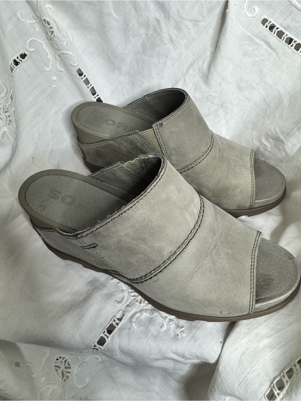 SOREL Cameron Flatform Mule sz 8